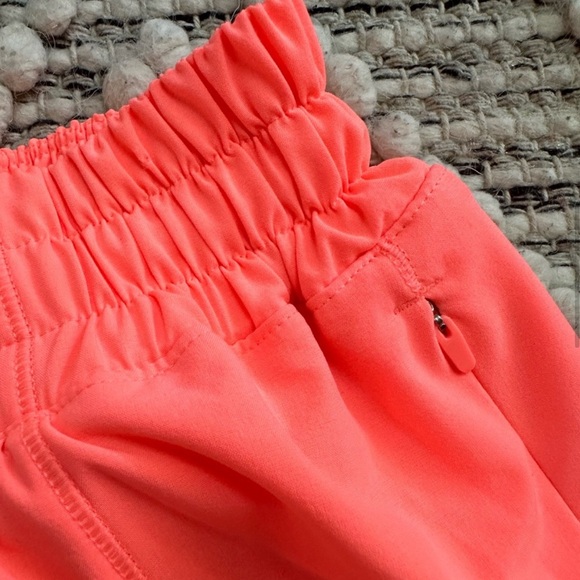 Lululemon Hotty Hot Shorts II Long 4" Size 4 in Sunset Color - Picture 7 of 11